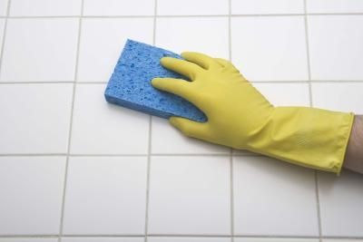 cleaning ceramic tile